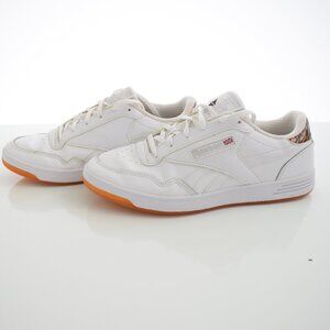 Reebok Classic Leather White w/ Tiger Design shoe - Size 10 1/2